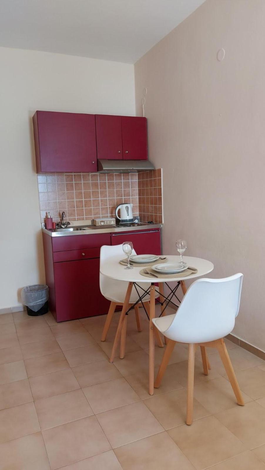 ליקסורי Sea Breeze Apartments מראה חיצוני תמונה